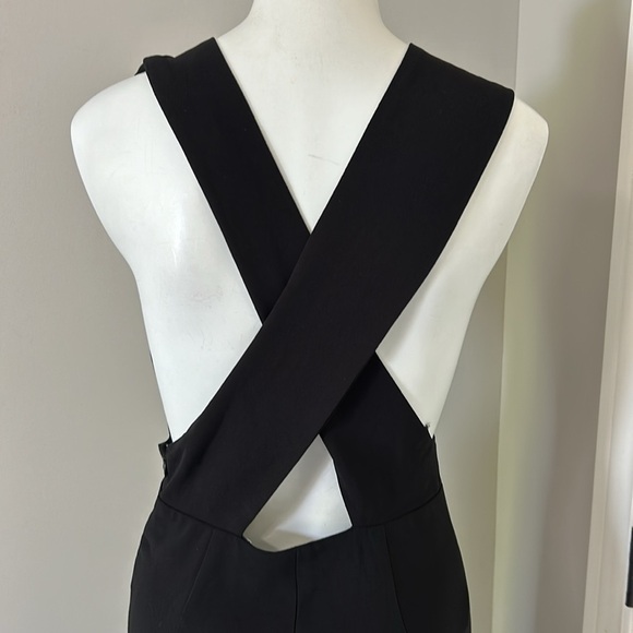 SOLACE LONDON Sterling Jumpsuit Black Criss Cross Back Zip Closure Chic Sz 4 - Picture 9 of 12